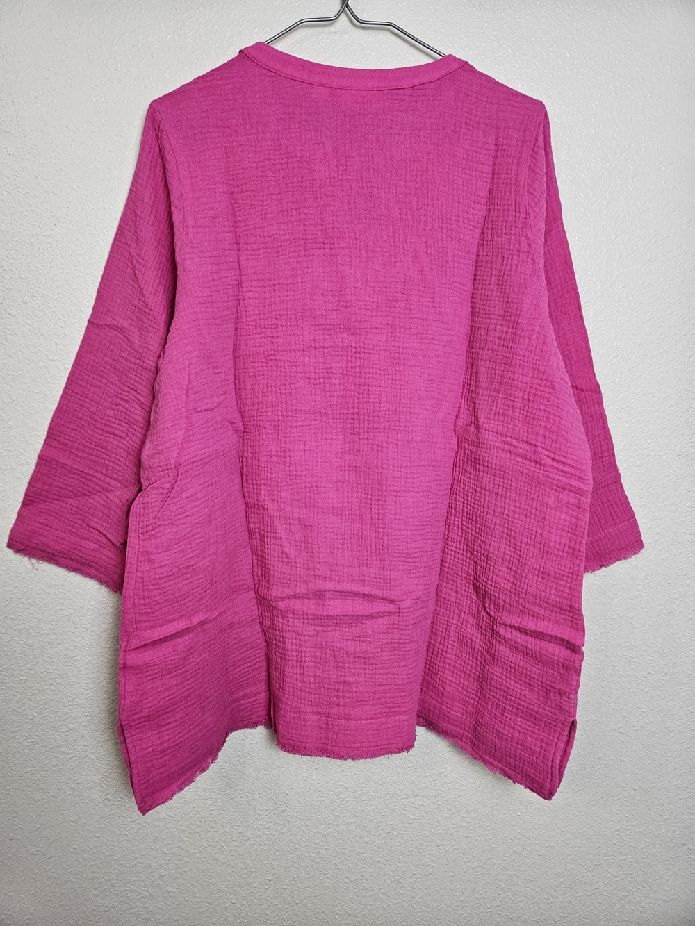 Belle Beach by Kim Gravel Hot Pink Split V Gauze Tunic Large - Picture 6 of 9